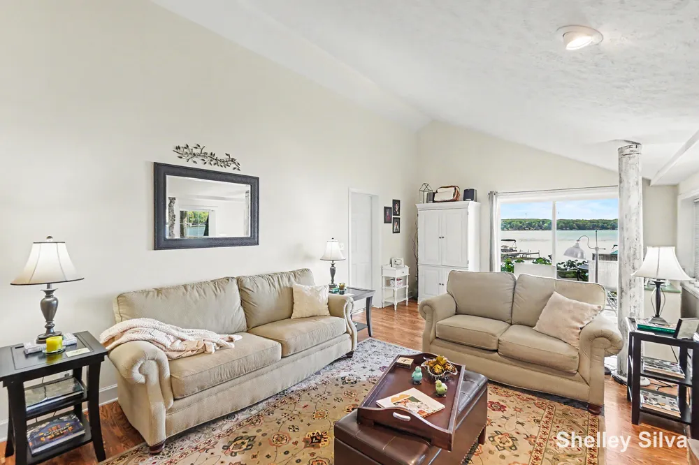 3220 Wolf Lake Drive Peacock Township, MI 49304