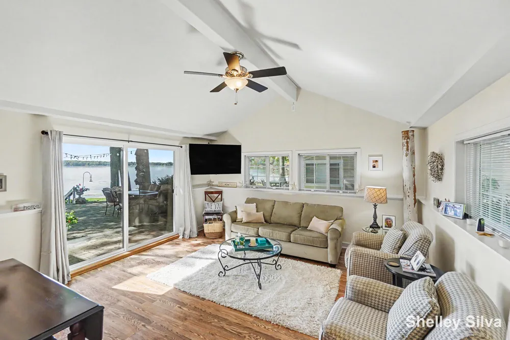 3220 Wolf Lake Drive Peacock Township, MI 49304