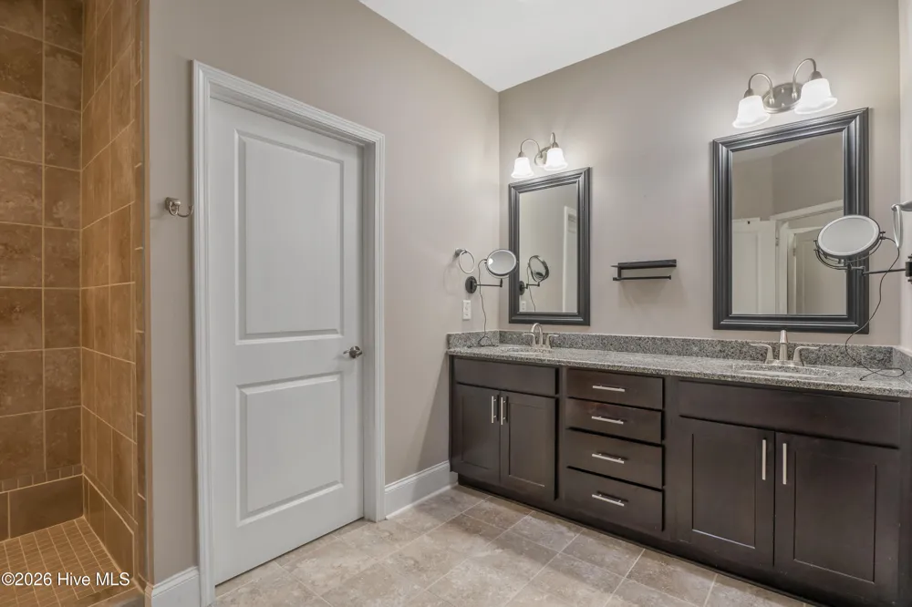 170 Nandina Court Fayetteville, NC 28311