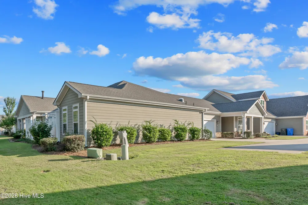 170 Nandina Court Fayetteville, NC 28311