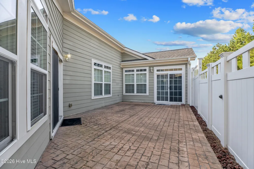 170 Nandina Court Fayetteville, NC 28311