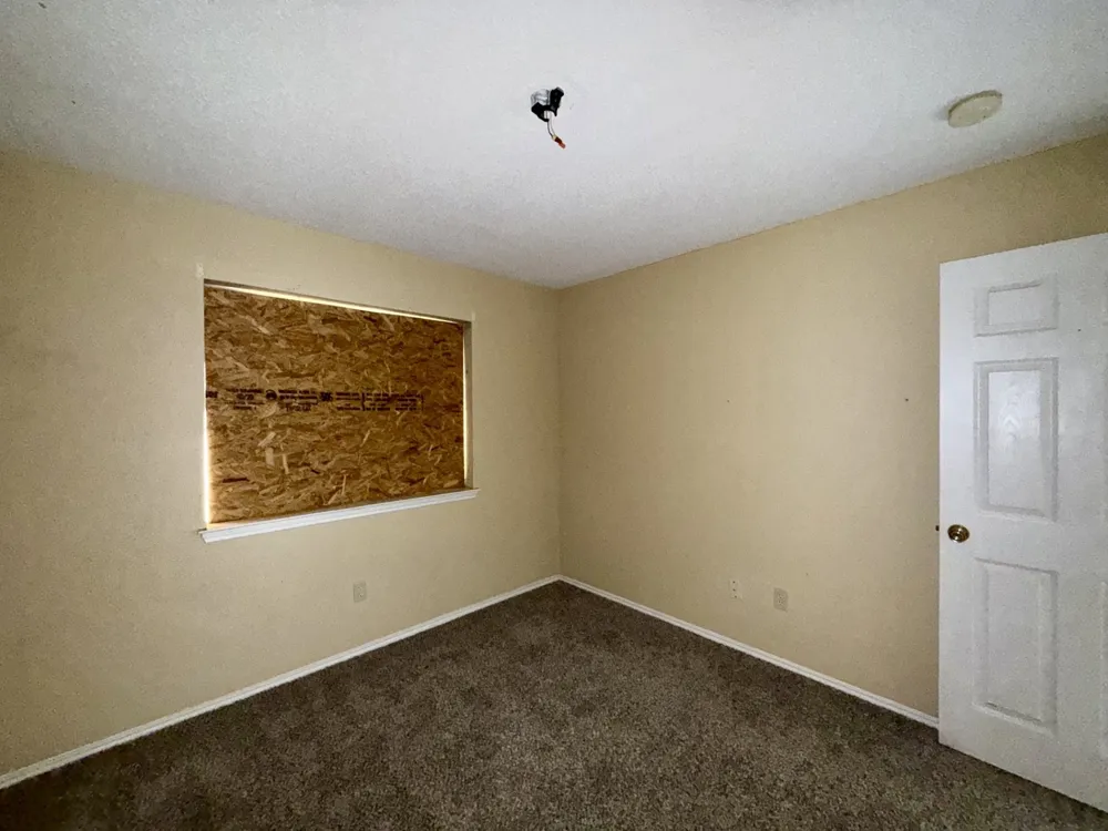 326 King Arthur Drive Weatherford, TX 76086