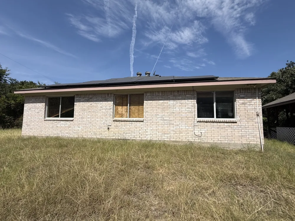 326 King Arthur Drive Weatherford, TX 76086