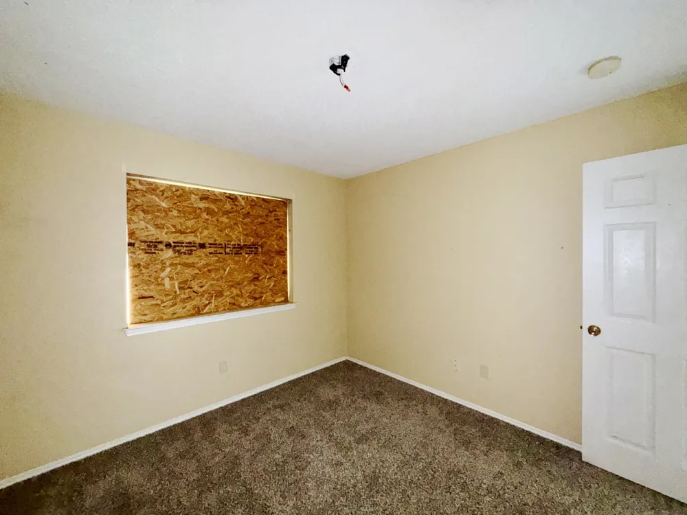 326 King Arthur Drive Weatherford, TX 76086