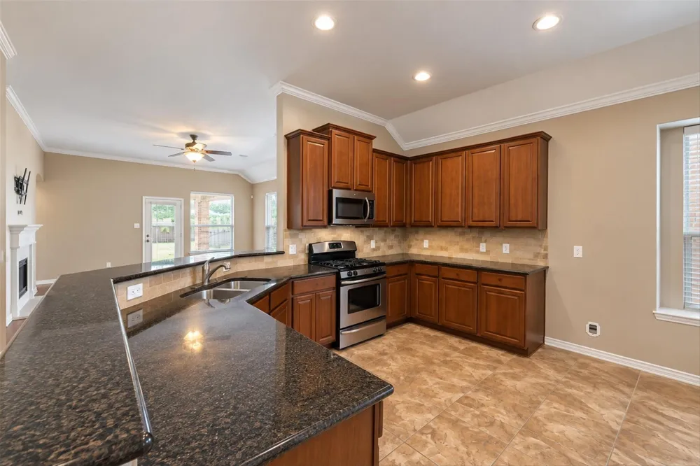 42 Black Swan Court Magnolia, TX 77354