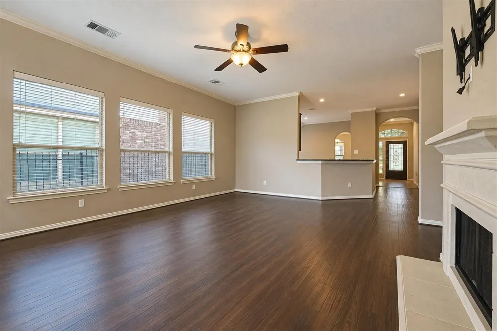 42 Black Swan Court Magnolia, TX 77354