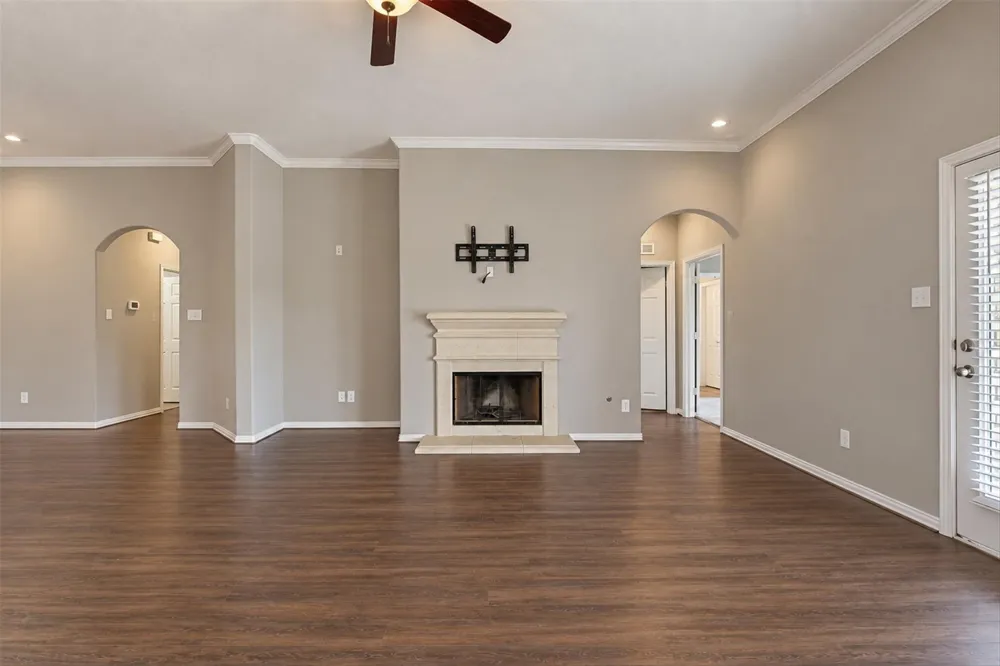 42 Black Swan Court Magnolia, TX 77354