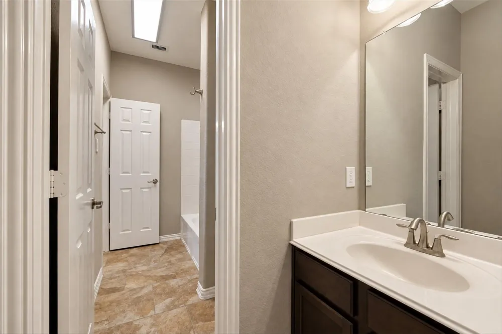 42 Black Swan Court Magnolia, TX 77354