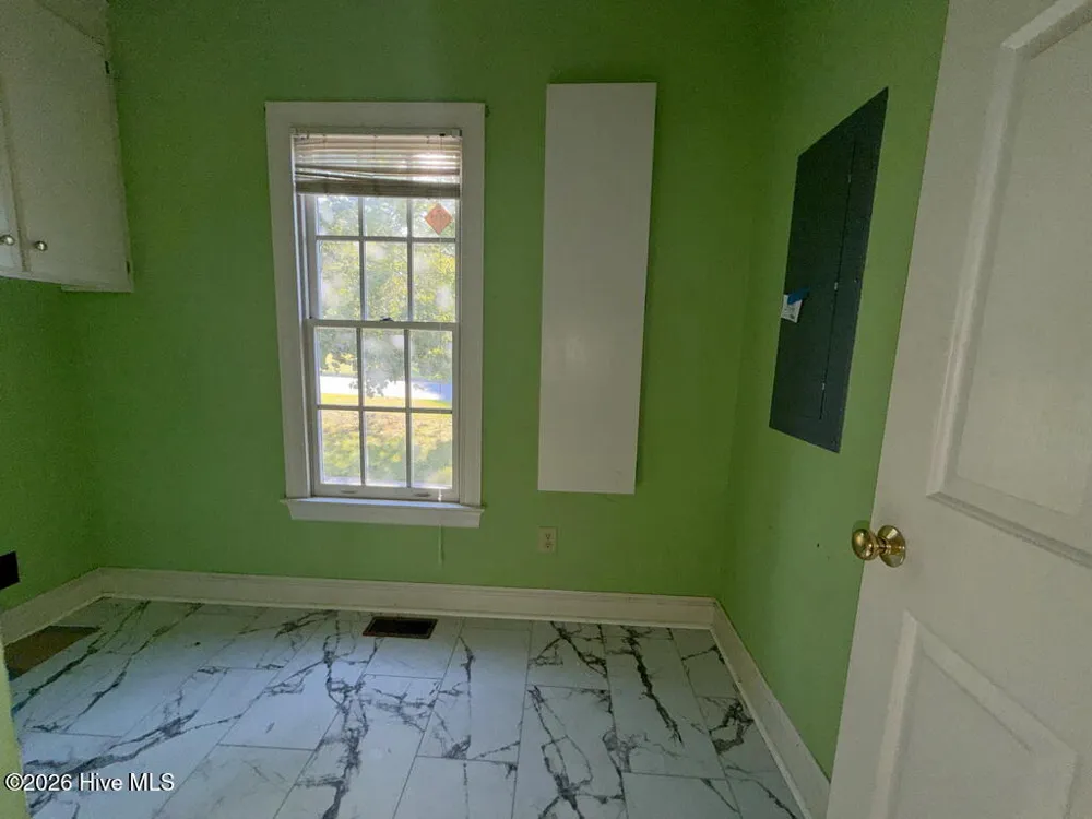 1733 Sparrow Hawk Lane Rocky Mount, NC 27804