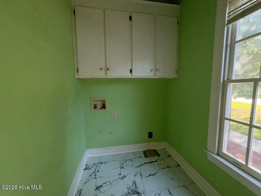 1733 Sparrow Hawk Lane Rocky Mount, NC 27804