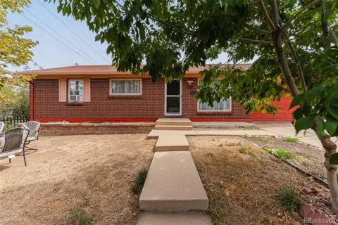8382 Navajo Street