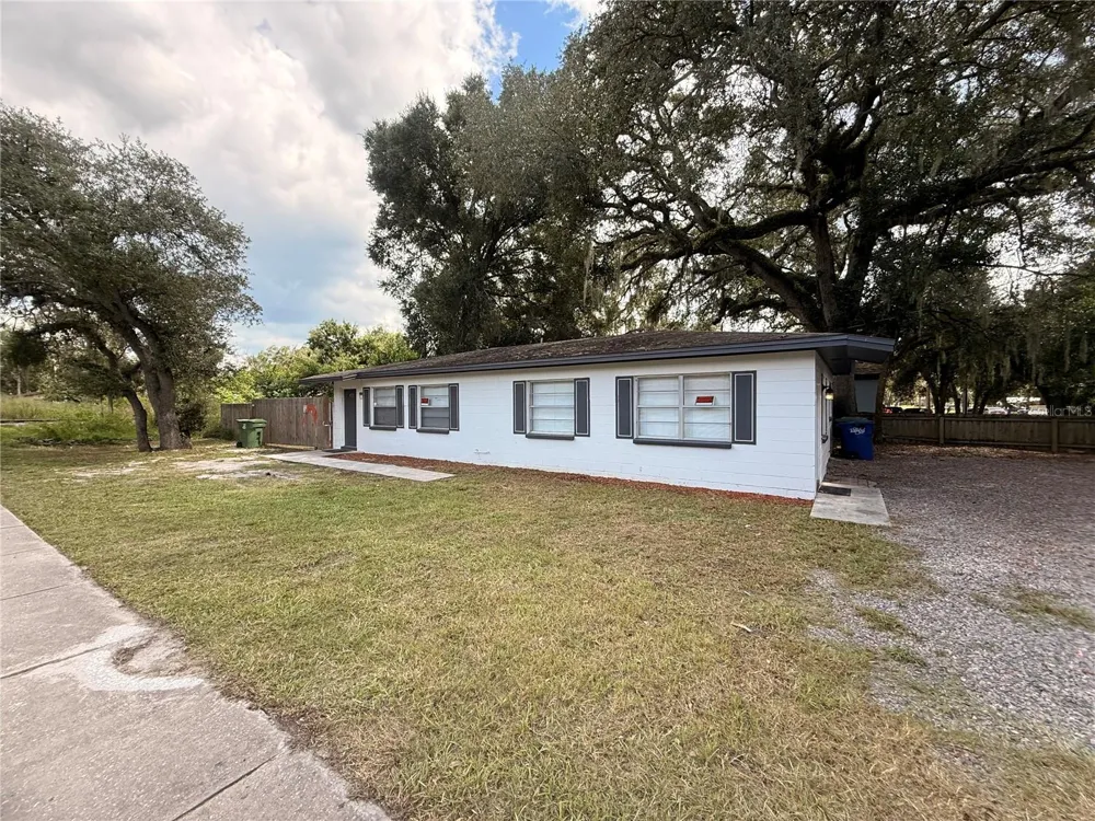 10123 11TH STREET #B Tampa, FL 33612