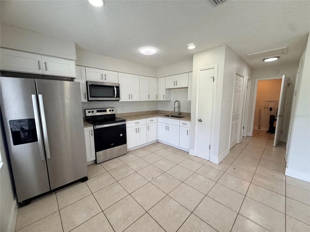 10123 11TH STREET #B Tampa, FL 33612