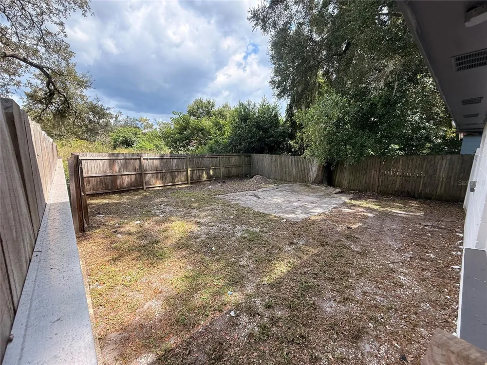 10123 11TH STREET #B Tampa, FL 33612