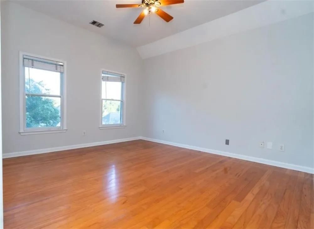 275 Gladeside Path Johns Creek, GA 30024