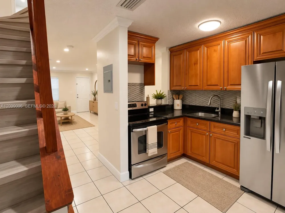 5600 NW 6th St #29 Miami, FL 33126