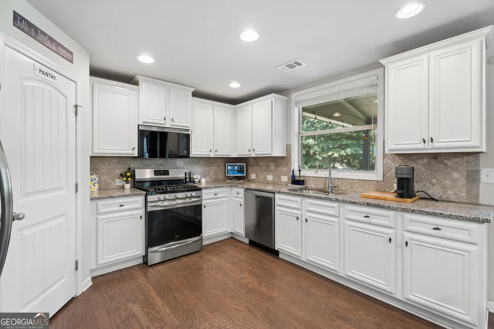 5752 Shore Isle CT Flowery Branch, GA 30542