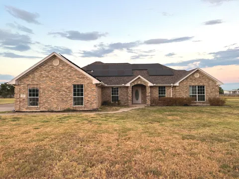 1085 E Alamosa Drive