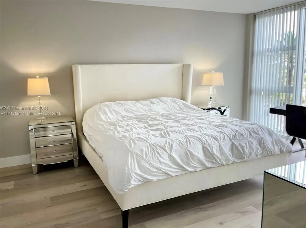 10275 Collins Ave #331 Bal Harbour, FL 33154