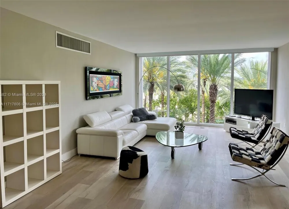 10275 Collins Ave #331 Bal Harbour, FL 33154