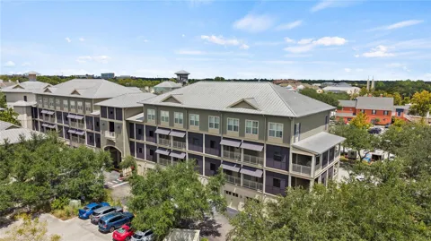 650 CAMPUS STREET #204