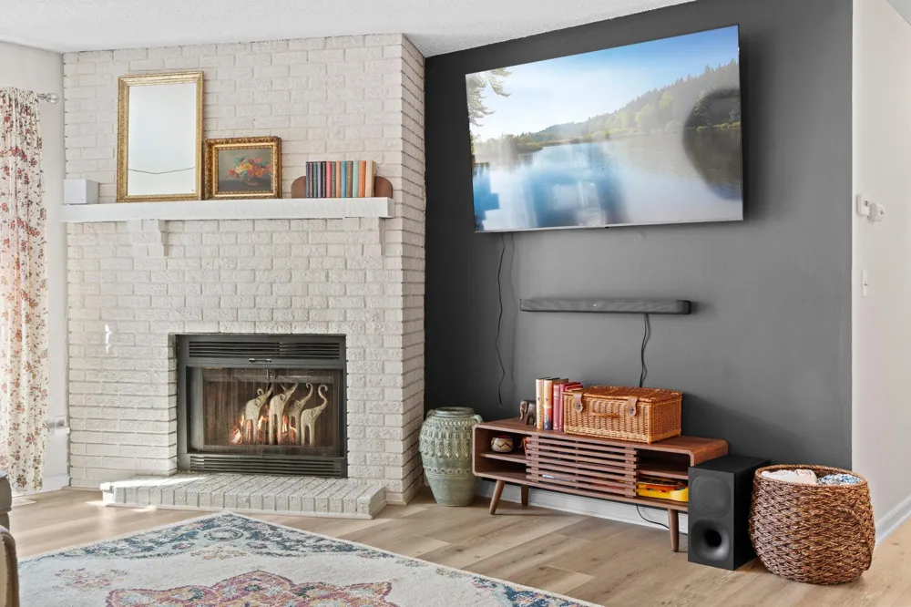 3861 Gold Point #B Eagan, MN 55122