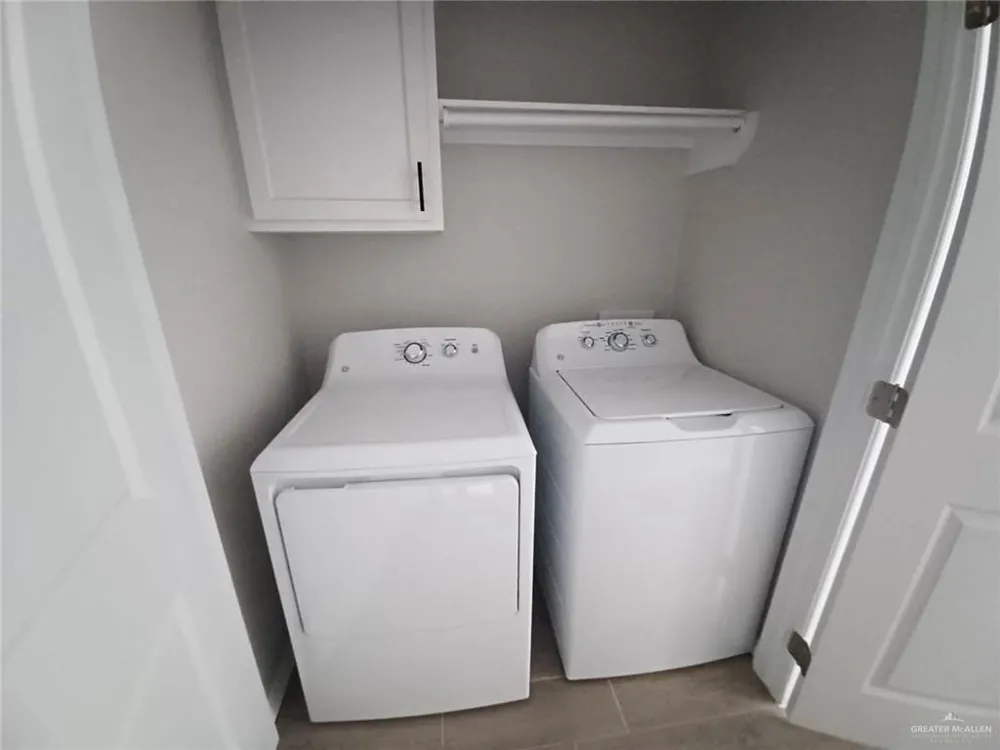 1630 Playa Drive #4 Weslaco, TX 78596
