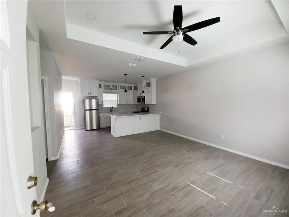 1630 Playa Drive #4 Weslaco, TX 78596