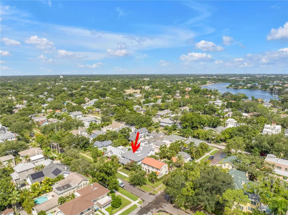 445 18TH AVENUE NE St Petersburg, FL 33704