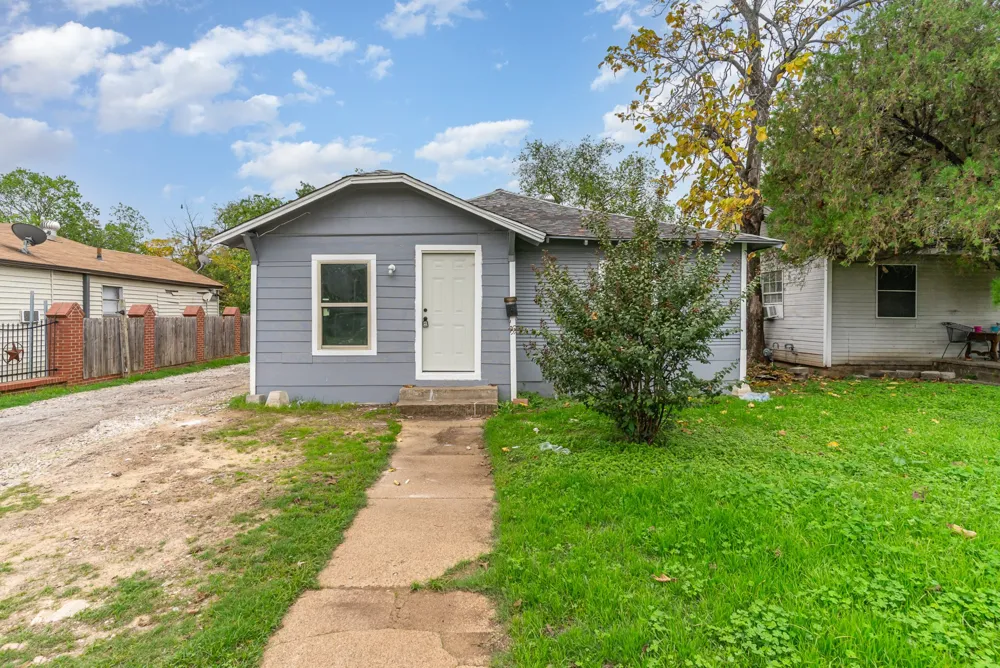 1322 Galloway Avenue Dallas, TX 75216