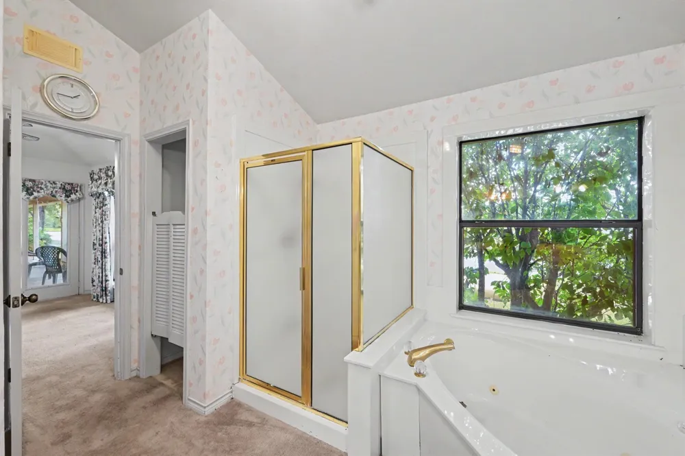 98 Glenheath Trinity, TX 75862