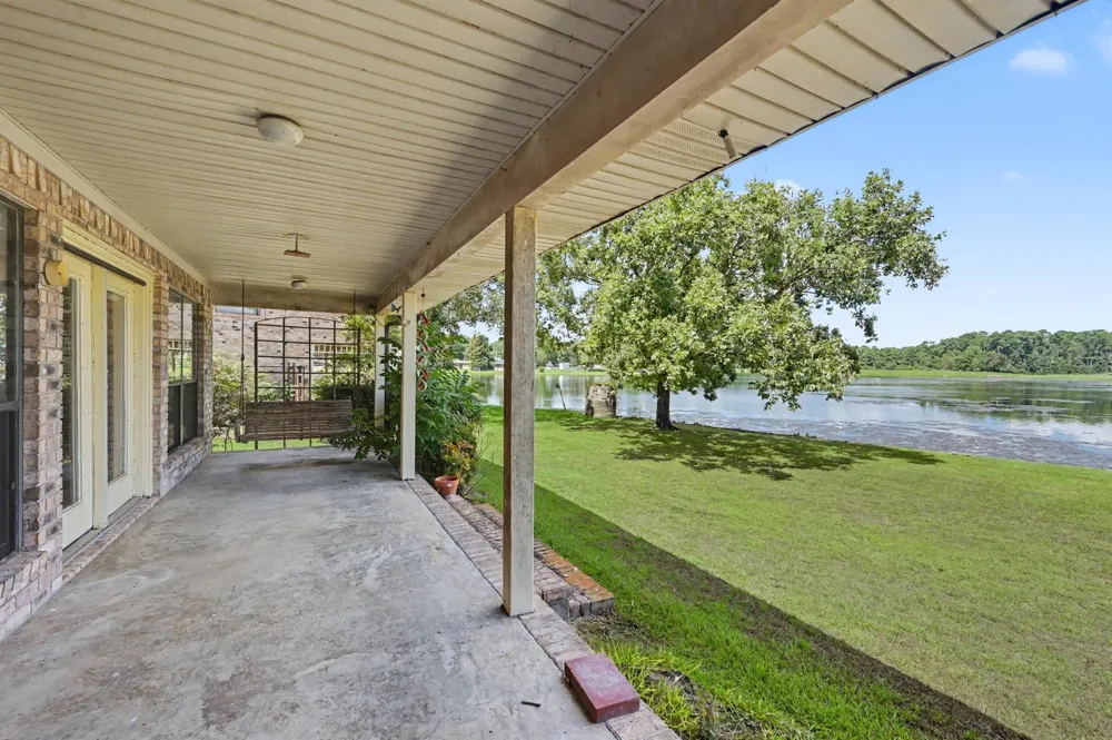 98 Glenheath Trinity, TX 75862