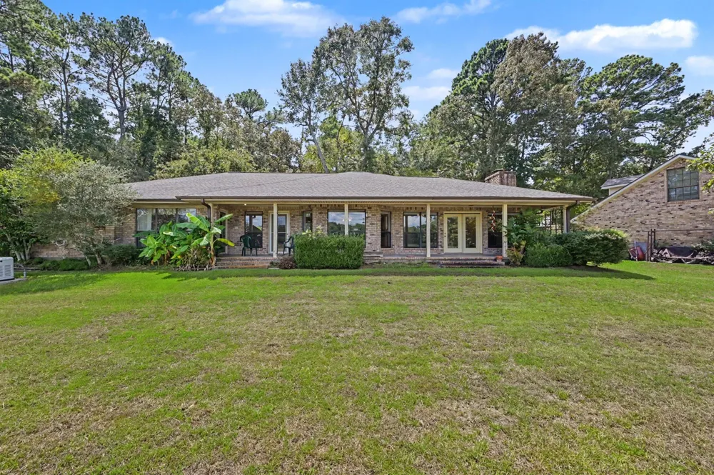 98 Glenheath Trinity, TX 75862