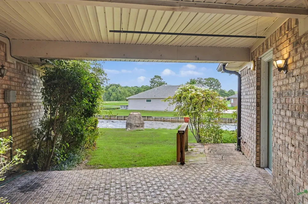 98 Glenheath Trinity, TX 75862