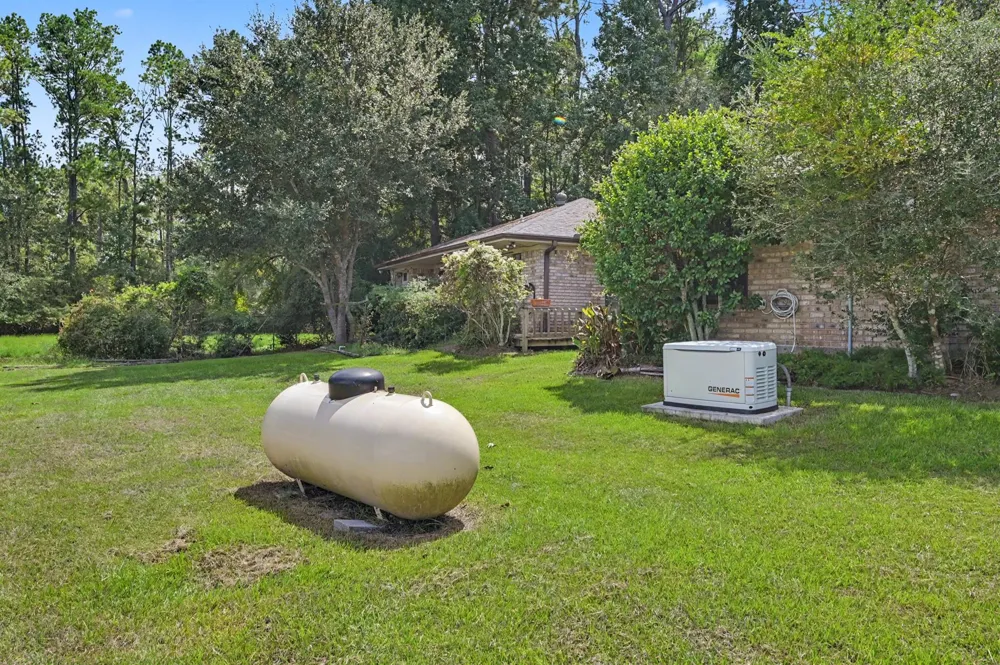 98 Glenheath Trinity, TX 75862