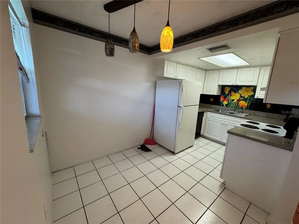 4050 4TH STREET #305 St Petersburg, FL 33703
