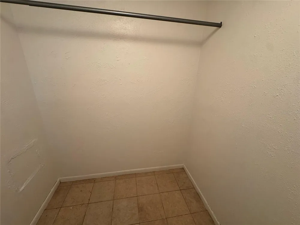 4050 4TH STREET #305 St Petersburg, FL 33703