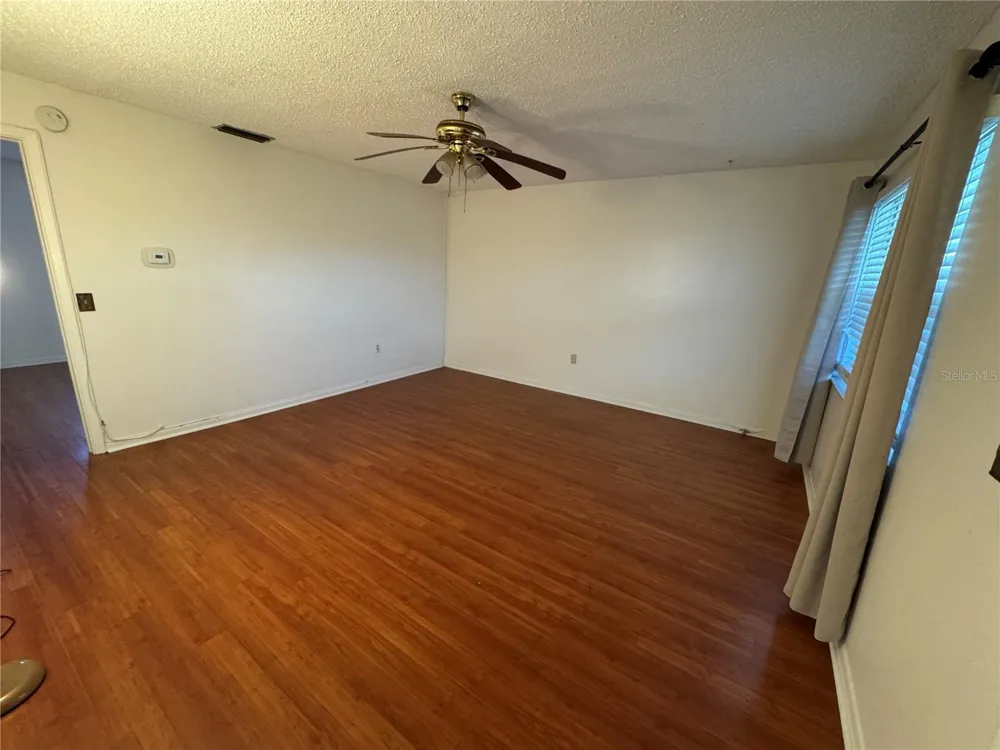 4050 4TH STREET #305 St Petersburg, FL 33703