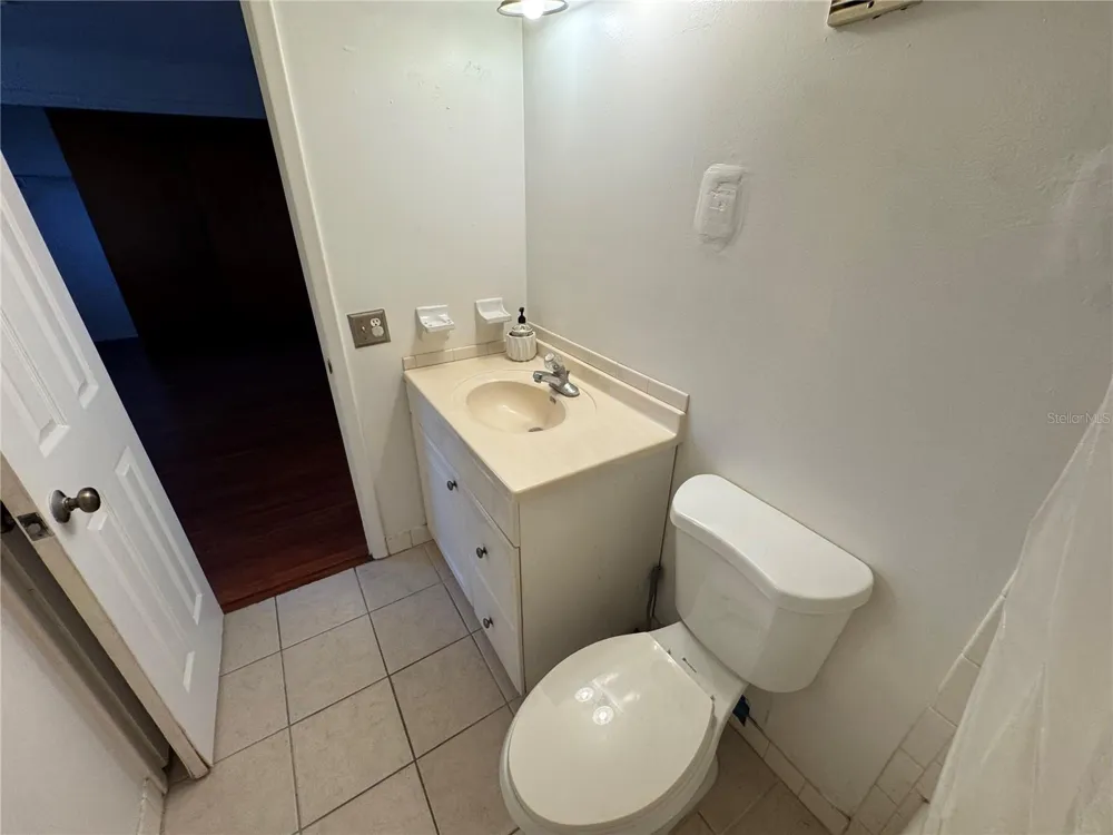 4050 4TH STREET #305 St Petersburg, FL 33703