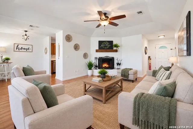 963 Seminole Dr New Braunfels, TX 78130