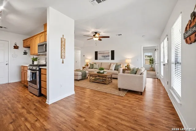 963 Seminole Dr New Braunfels, TX 78130