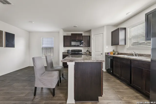 8106 Autares Square San Antonio, TX 78252