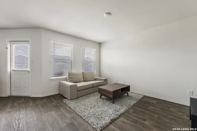 8106 Autares Square San Antonio, TX 78252