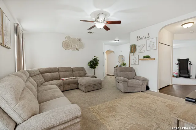 15822 MANES GRV San Antonio, TX 78247