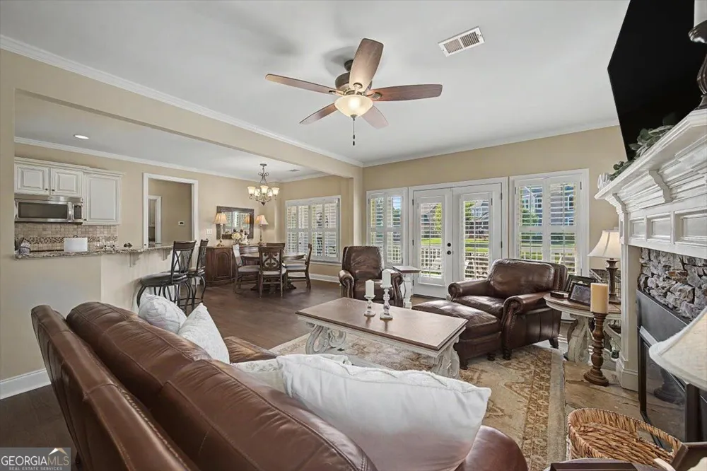 38 Grove Park CIR Cartersville, GA 30120