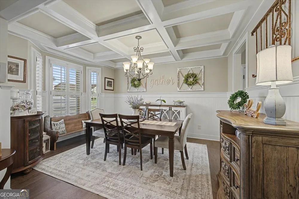 38 Grove Park CIR Cartersville, GA 30120