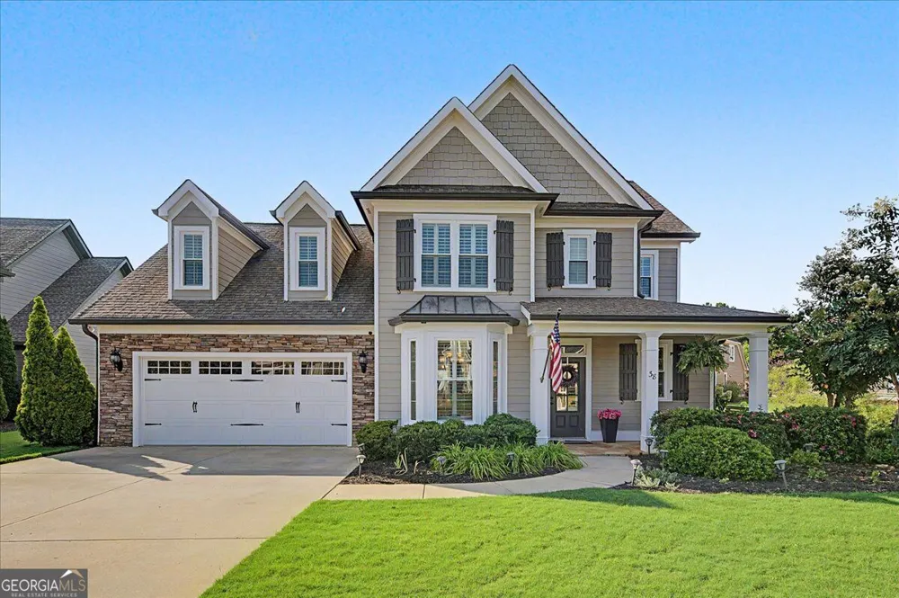 38 Grove Park CIR Cartersville, GA 30120