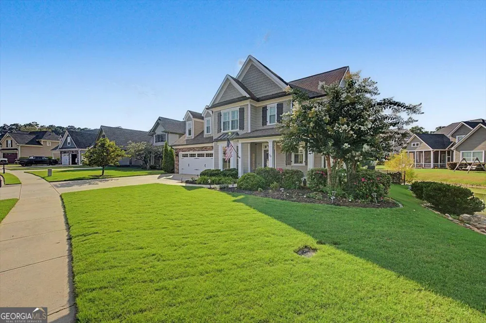 38 Grove Park CIR Cartersville, GA 30120