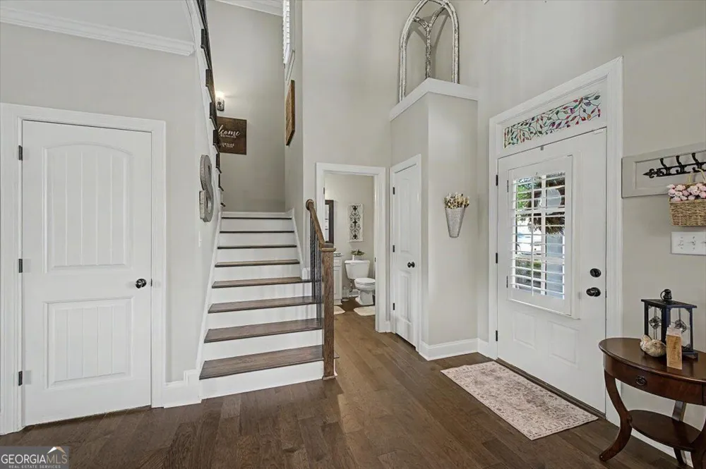38 Grove Park CIR Cartersville, GA 30120