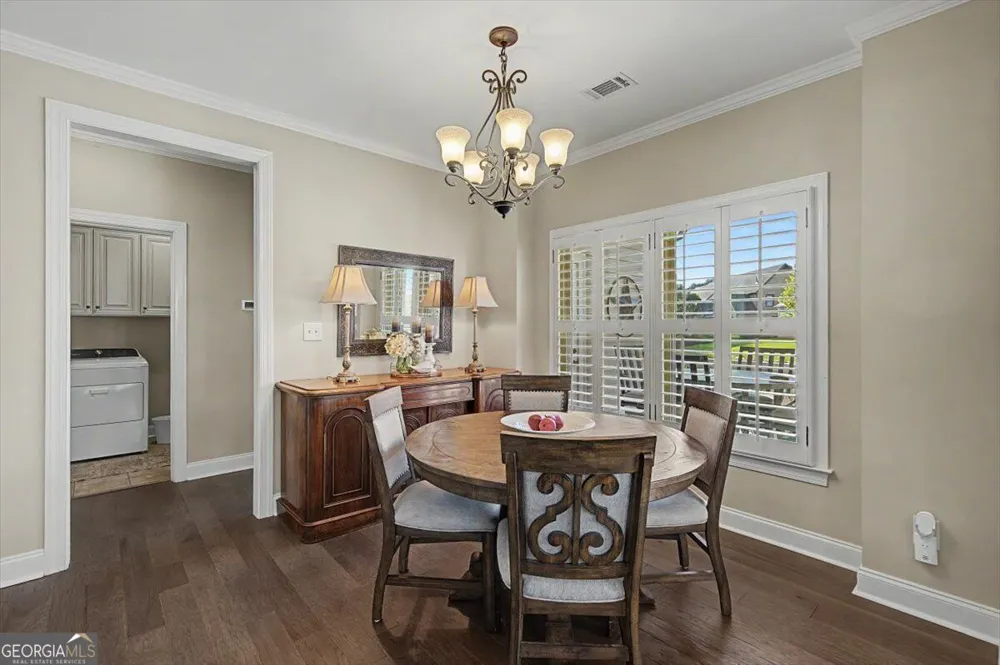 38 Grove Park CIR Cartersville, GA 30120